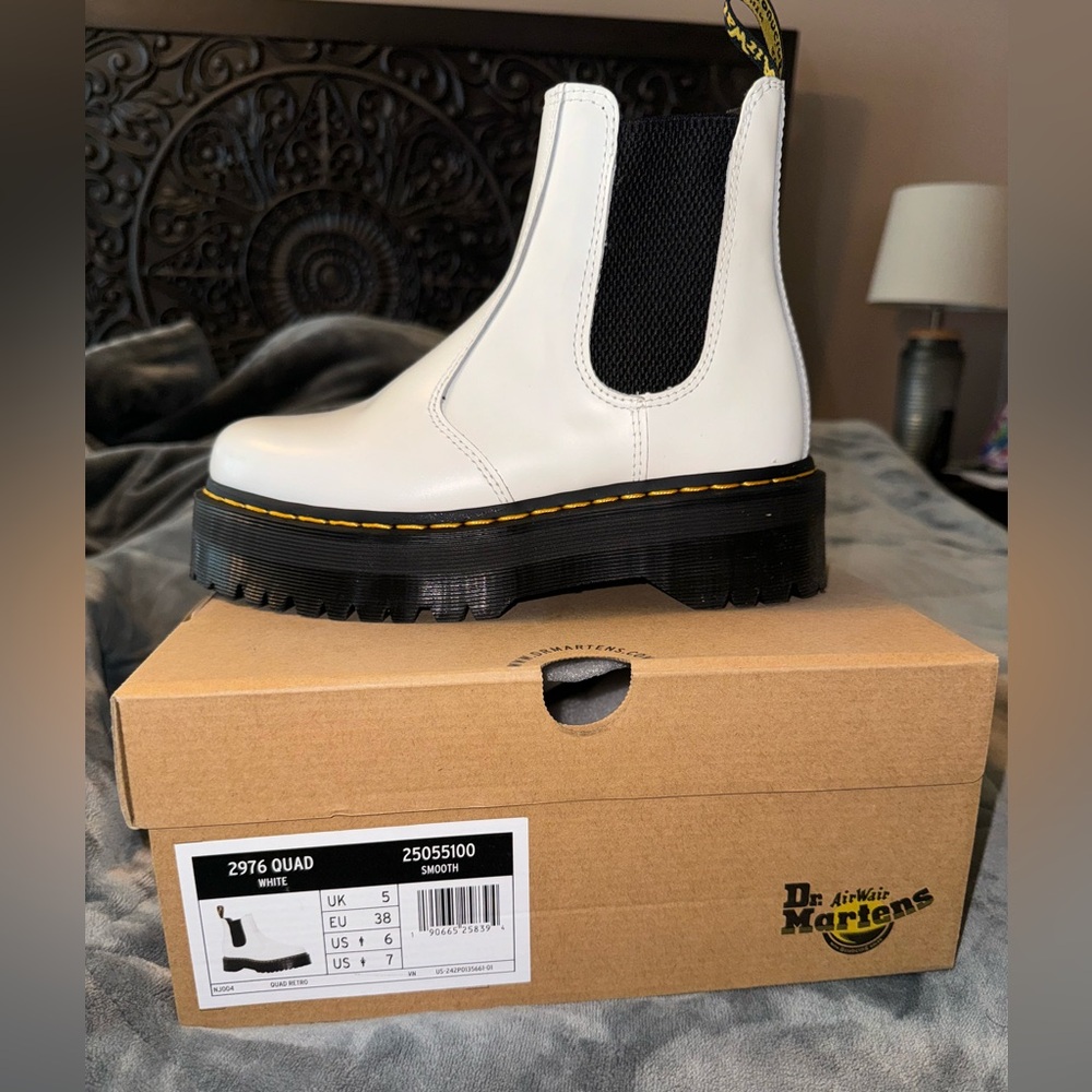 Dr. Martens Women’s Chelsea Boots White